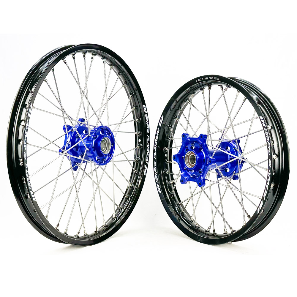 SM PRO PLATINUM WHEEL SET HUSQVARNA TE/FE 16-23 BLUE HUB BLACK RIM